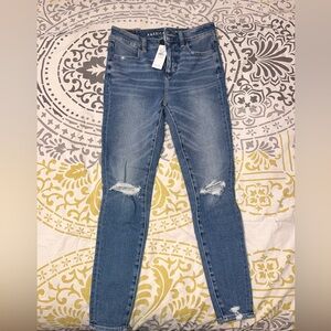 American Eagle women’s skinny jeans NWT